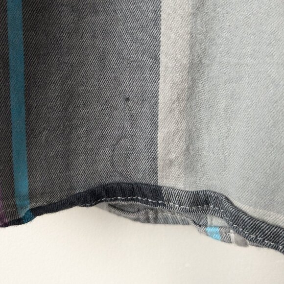 Kuhl cotton blend flannel in gray plaid with blue and purple stripes, size XS - Picture 7 of 10